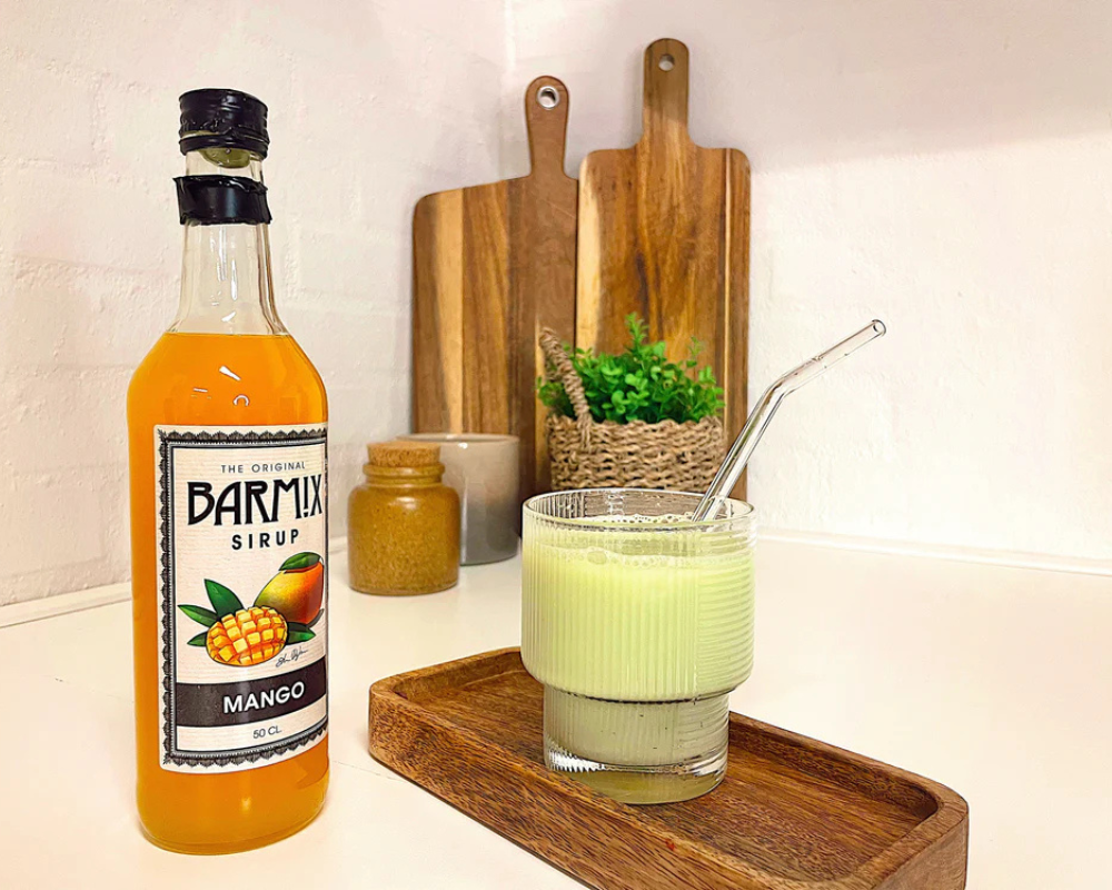 Mango Iced Matcha Latte – tropische matcha latte met mango